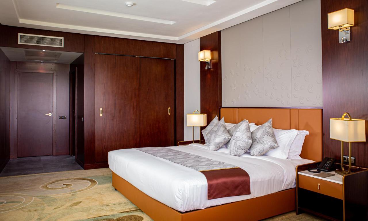 Waves Aqua Resort Kenitra Dış mekan fotoğraf A bedroom at the hotel