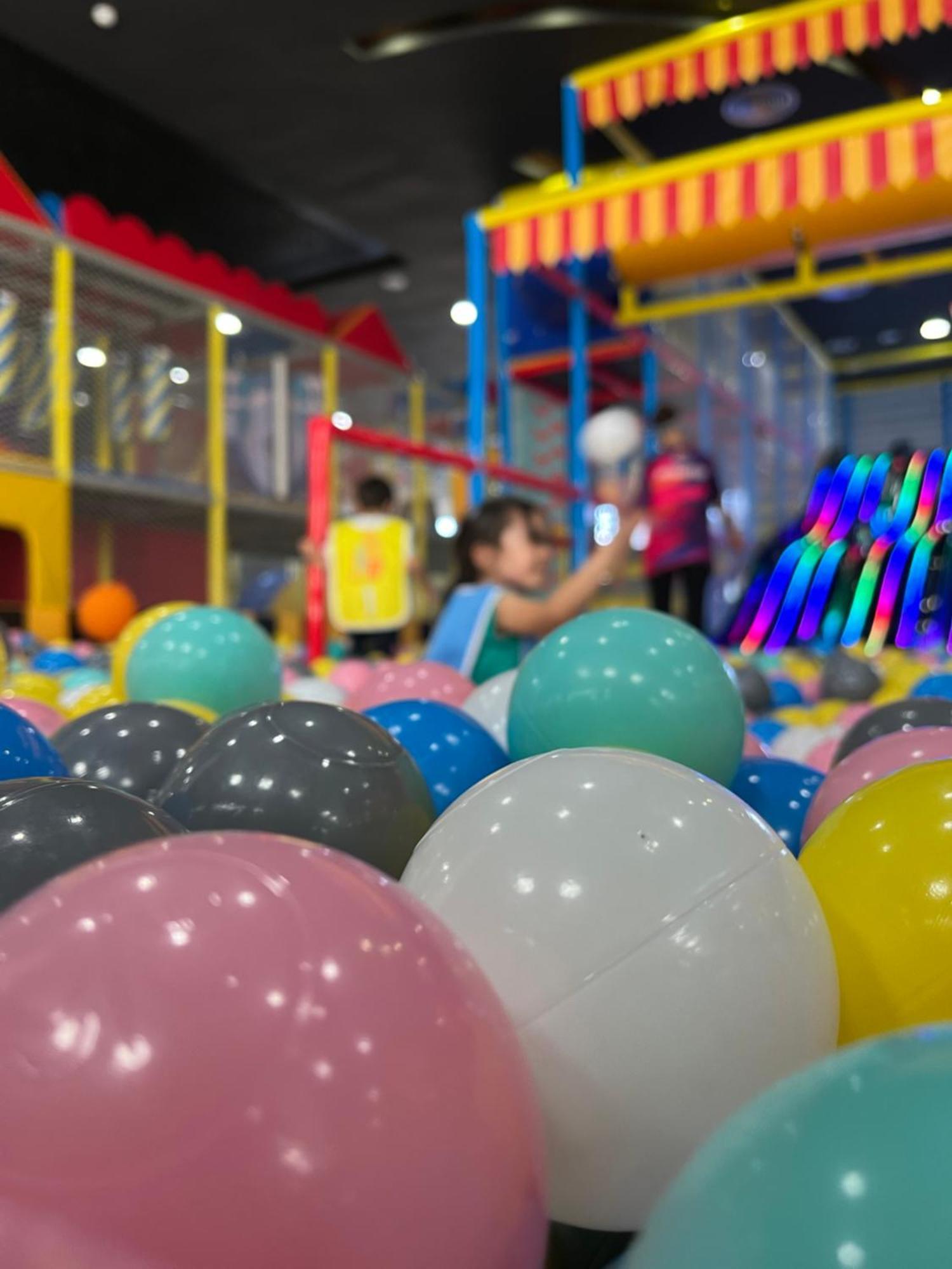 Waves Aqua Resort Kenitra Dış mekan fotoğraf Ball pit
